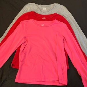 3 SHIRTS AVAILABLE! Grey, Red, & Pink.     Size: XL/XG 14-16